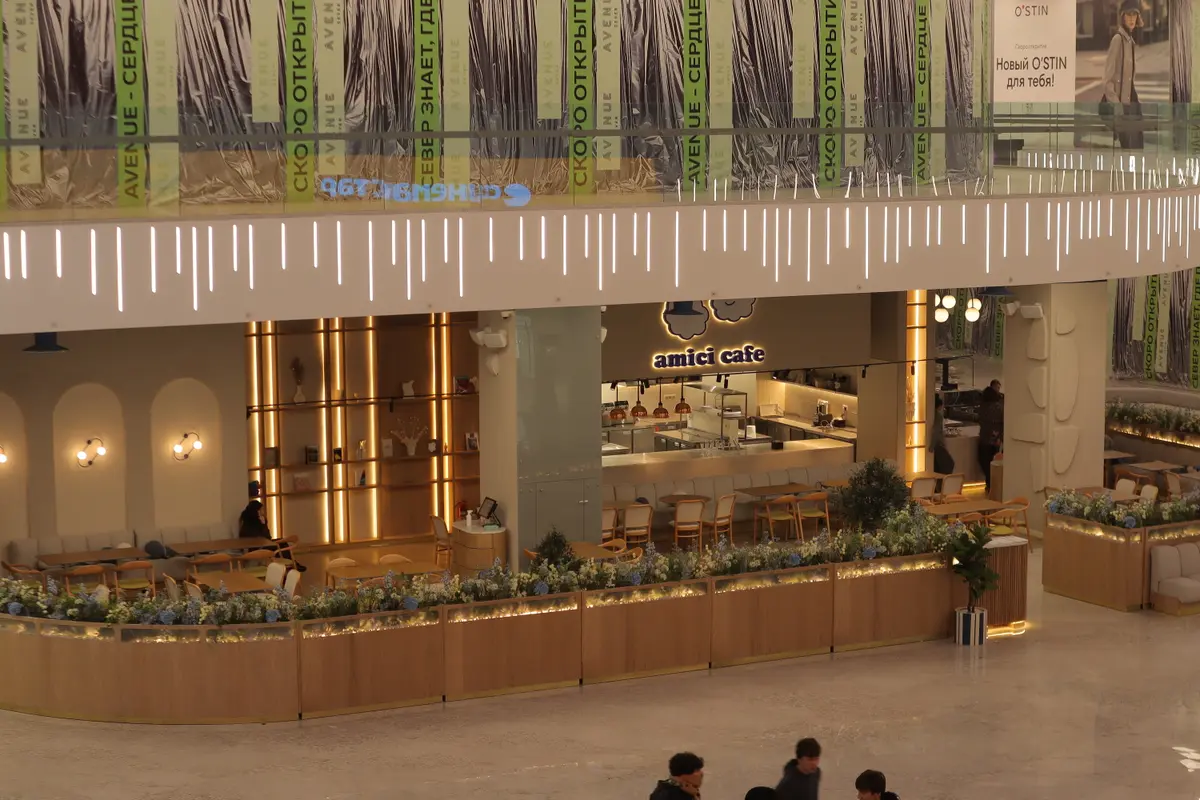 amici cafe avenue sever